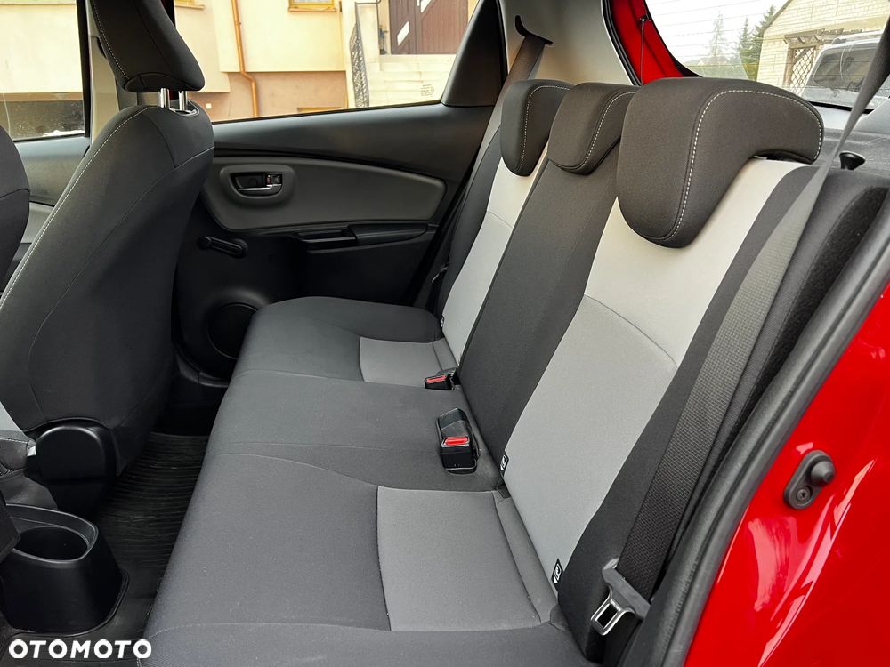 Toyota Yaris 1.5 Premium - 21
