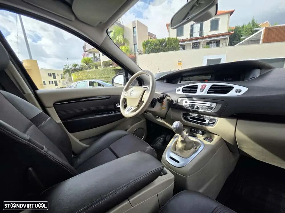 Renault Grand Scénic 1.5 dCi Dynamique S SS - 7