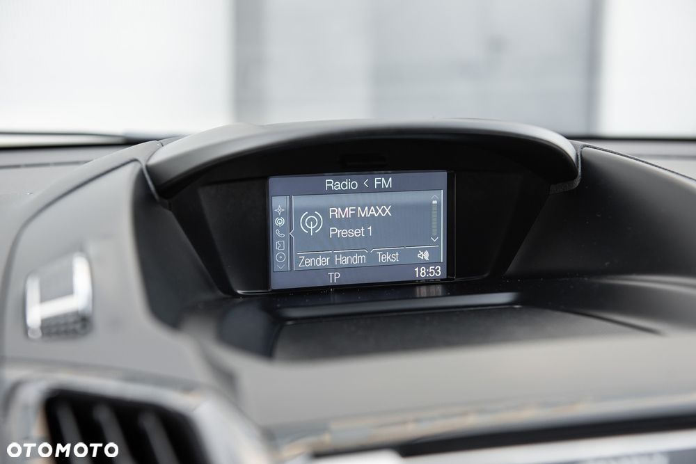 Ford Kuga - 23