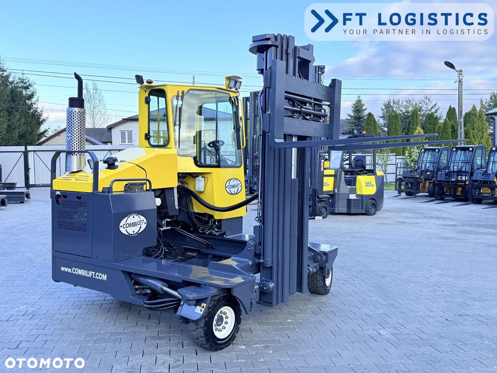 Combilift WÓZEK CZTEROKIERUNKOWY - WIELOKIERUNKOWY | COMBILIFT C4000 | DIESEL | TRIPLEX 5550MM | POZYCJONER WIDEL | WOLNY SKOK | NOWE OPONY | PO SERWISIE | STAN IDEALNY | Szeroka oferta wózków czterokierunkowych i bocznych, dopasowanych do różnorodnych potrzeb i zastosowań - 25