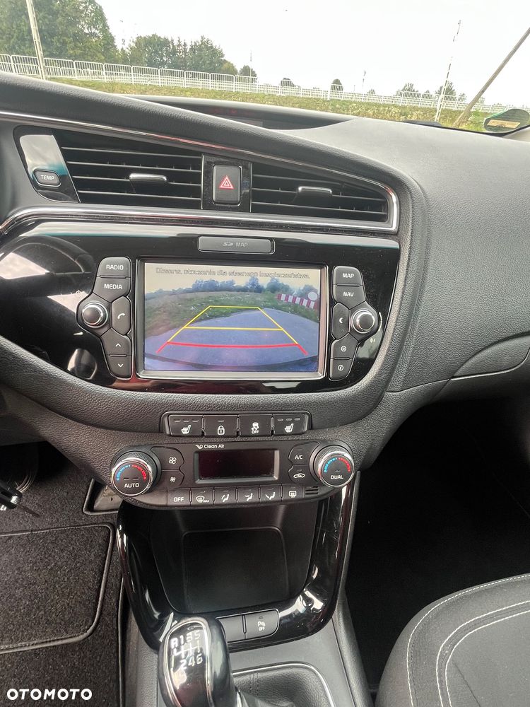 Kia Ceed 1.6 GDI Platinum Edition - 18