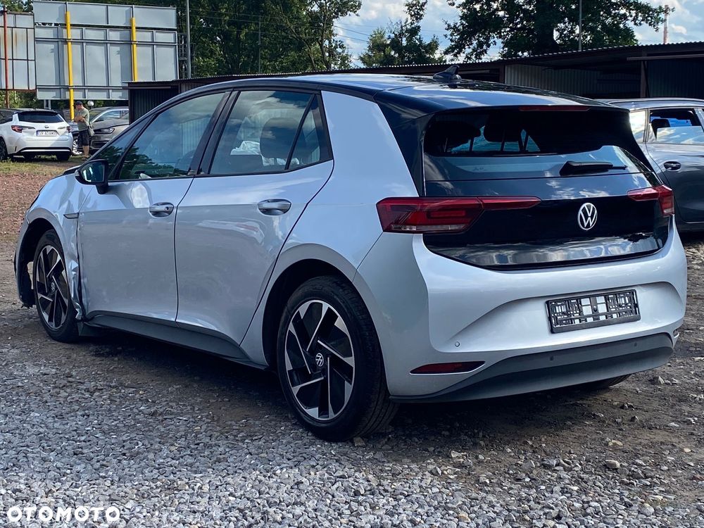 Volkswagen ID.3 - 17