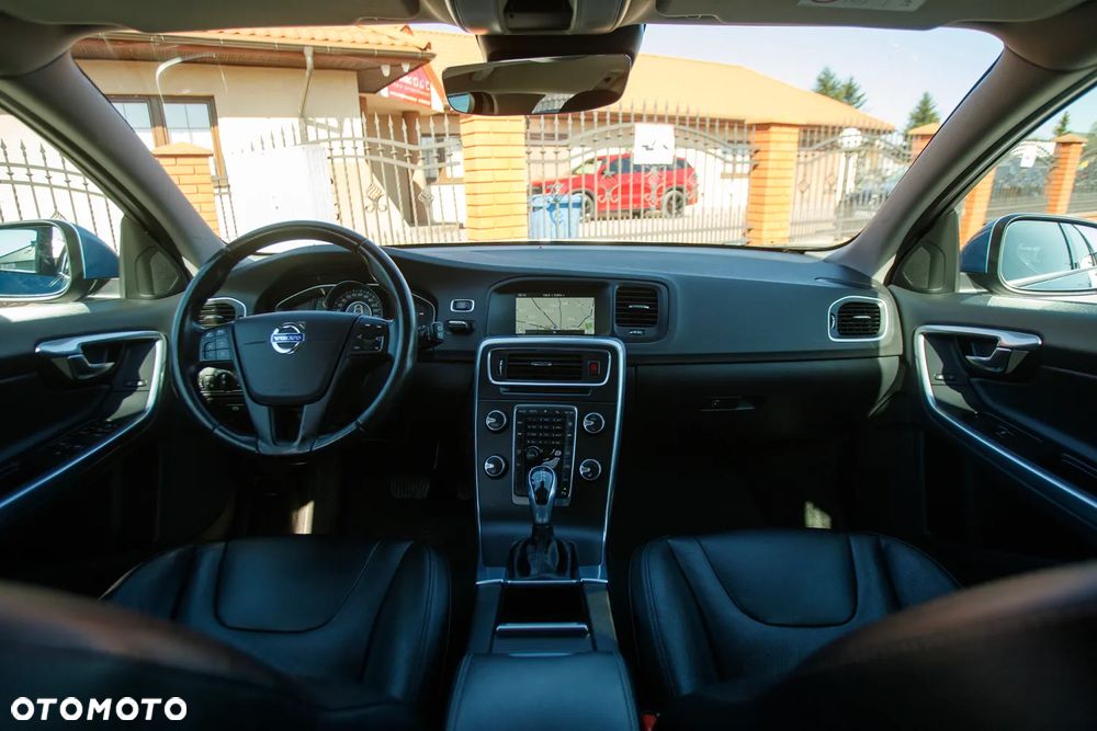 Volvo V60 D3 Geartronic Momentum - 5