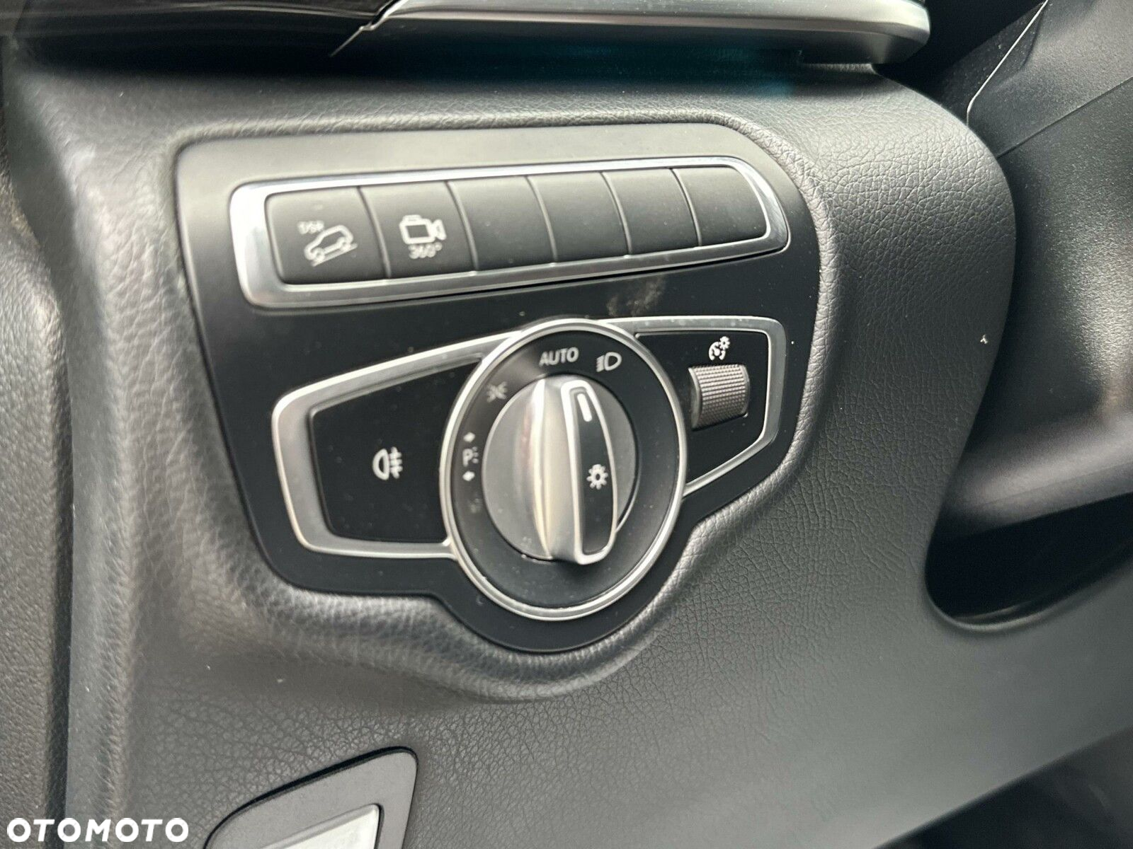 Mercedes-Benz Klasa V 300 d 4-Matic Avantgarde 9G-Tronic (ekstra d³) - 26