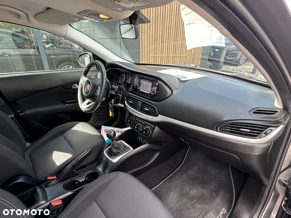 Fiat Tipo 1.4 T-Jet Lounge - 34