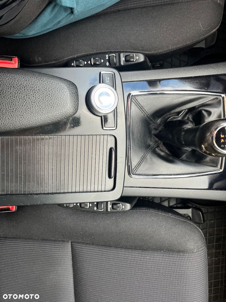 Mercedes-Benz Klasa C 200 CDI Classic - 15