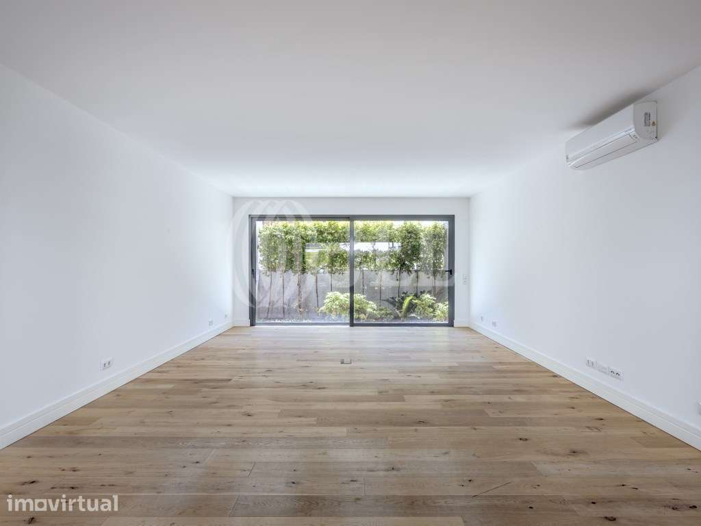 Apartamento T4 com garagem no centro de Cascais - Grande imagem: 2/30