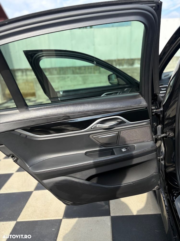 BMW Seria 7 745e AT PHEV - 14