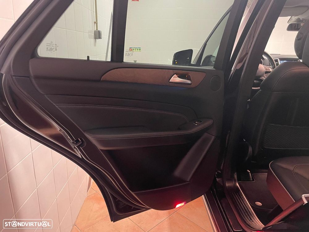 Mercedes-Benz ML 350 BlueTEC 4MATIC 7G-TRONIC - 31