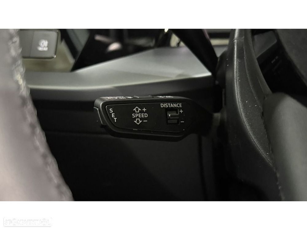 Audi A3 Sportback 30 TDI S line - 18