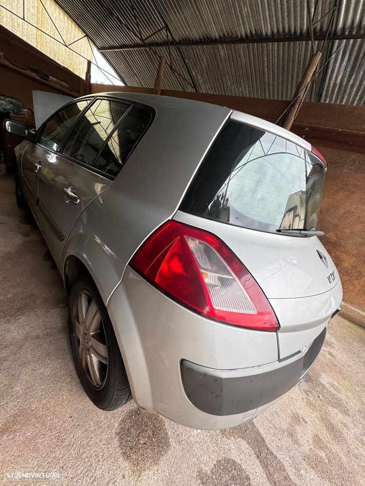 Renault Mégane 1.5 dCi Confort Dynamique - 3