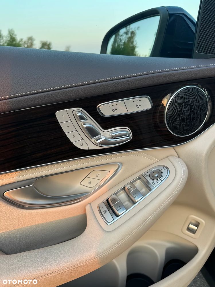 Mercedes-Benz GLC 300 4-Matic - 17
