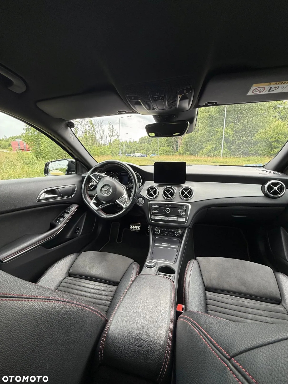 Mercedes-Benz GLA 220 4-Matic AMG Line - 9