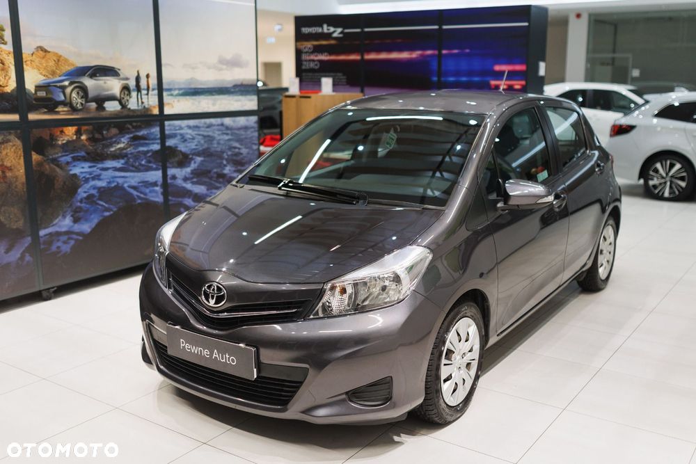 Toyota Yaris - 11