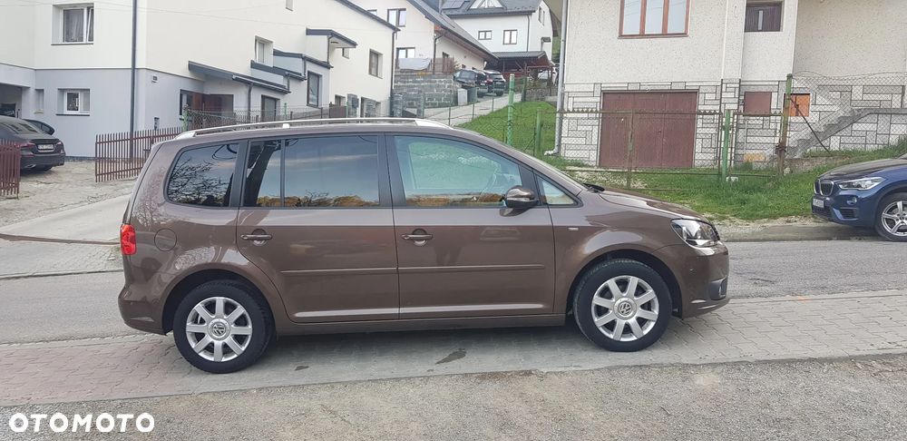 Volkswagen Touran 1.6 TDI DPF BlueMotion Technology DSG Cup - 4