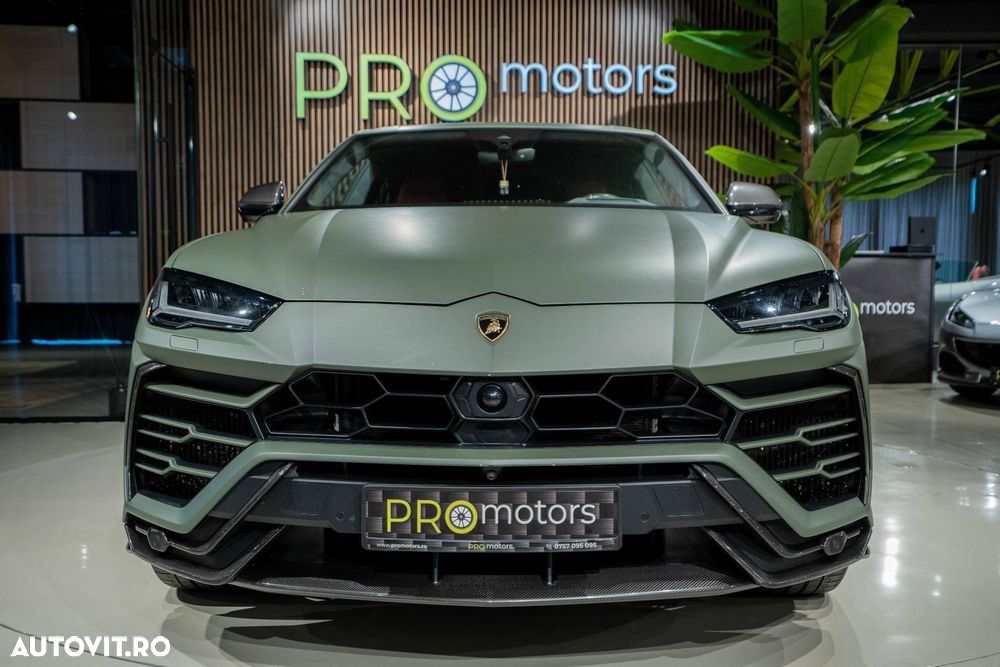 Lamborghini URUS - 10