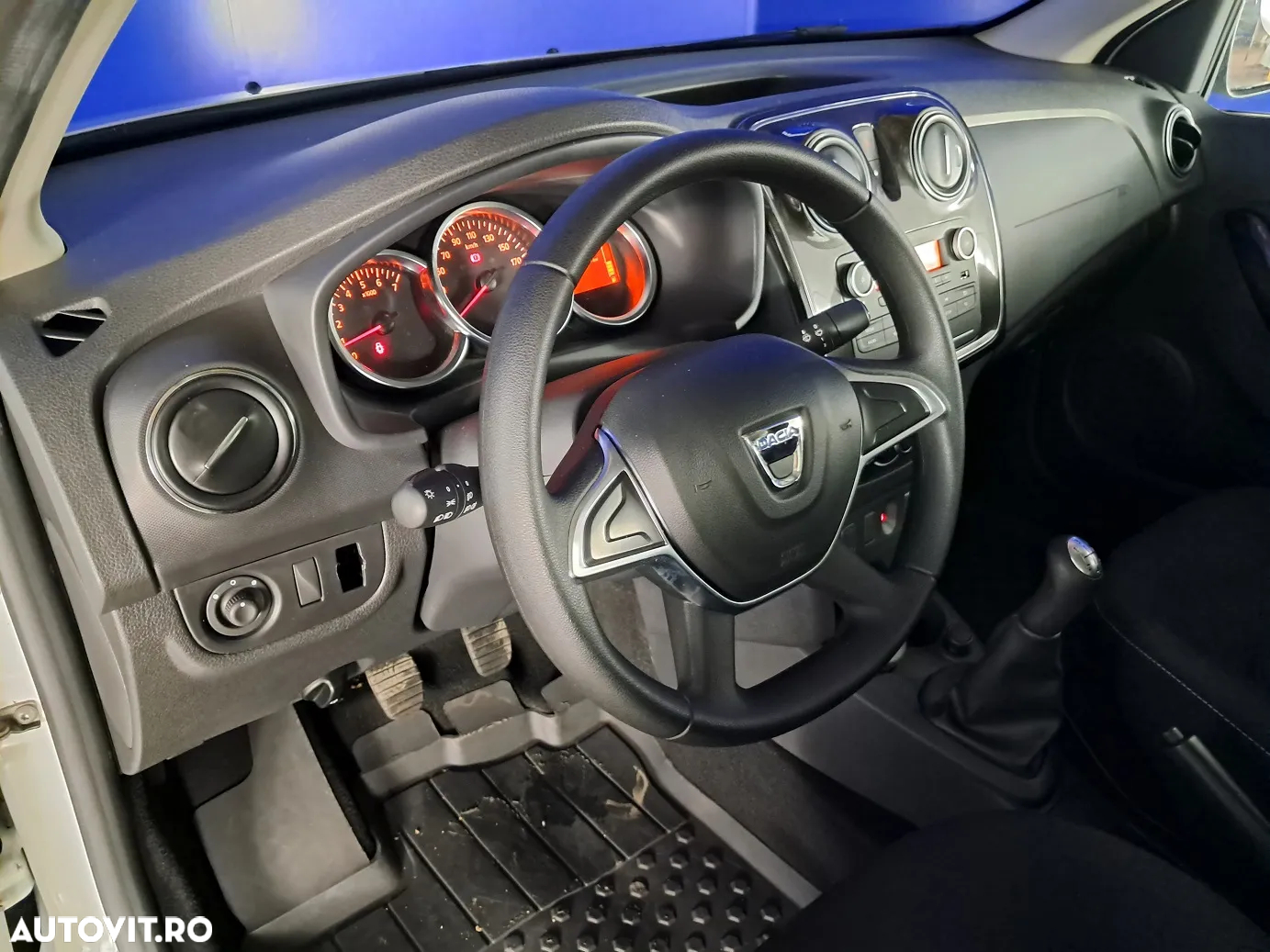 Dacia Logan - 10