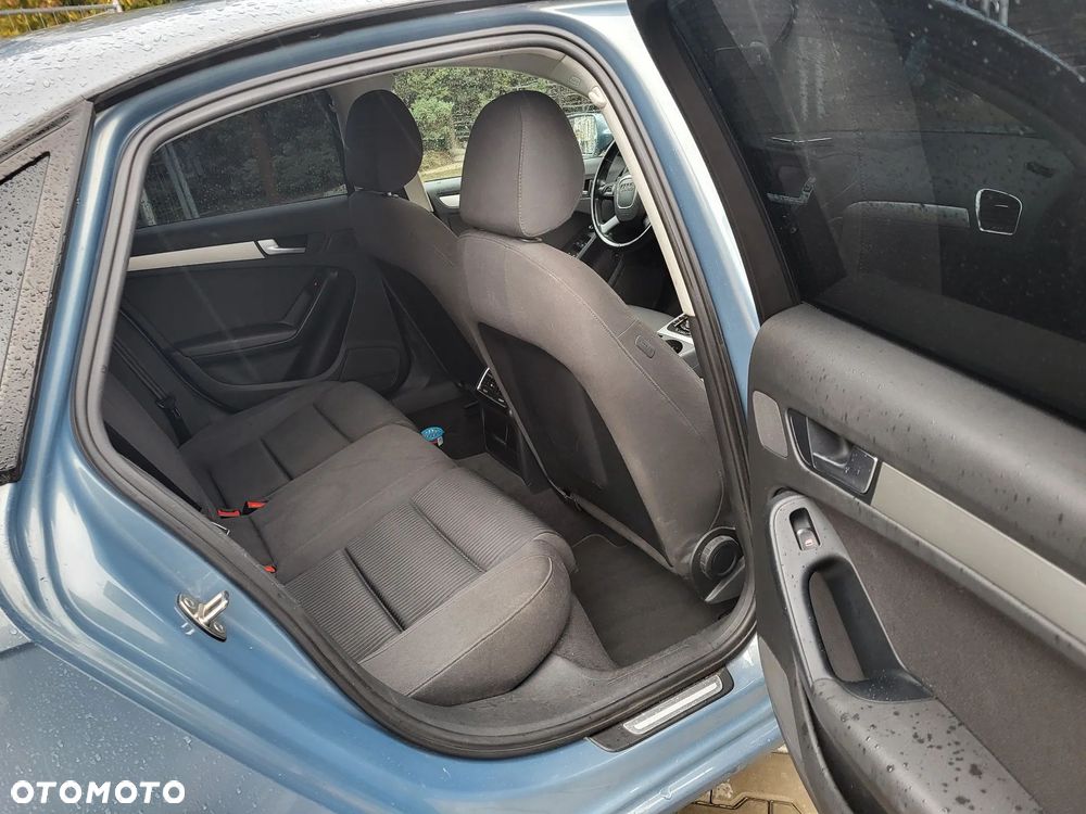 Audi A4 Limousine 1.8 TFSI Ambiente - 12