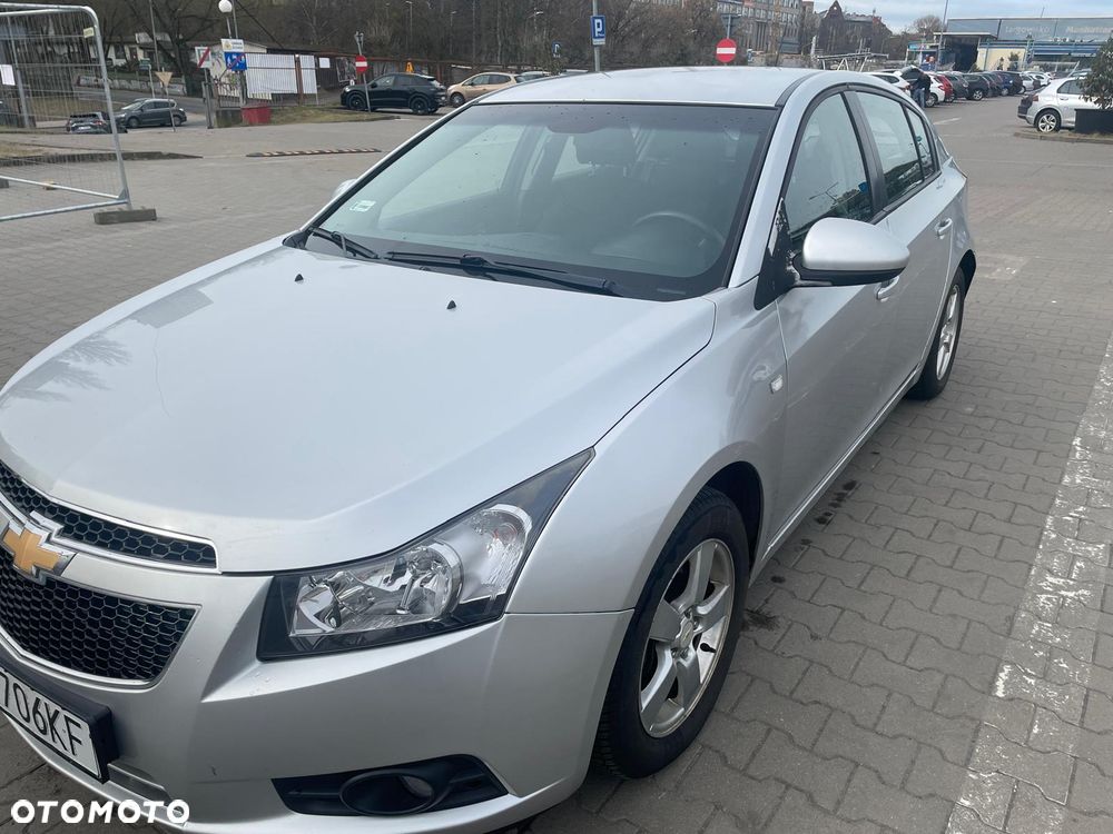 Chevrolet Cruze 1.8 LT - 4