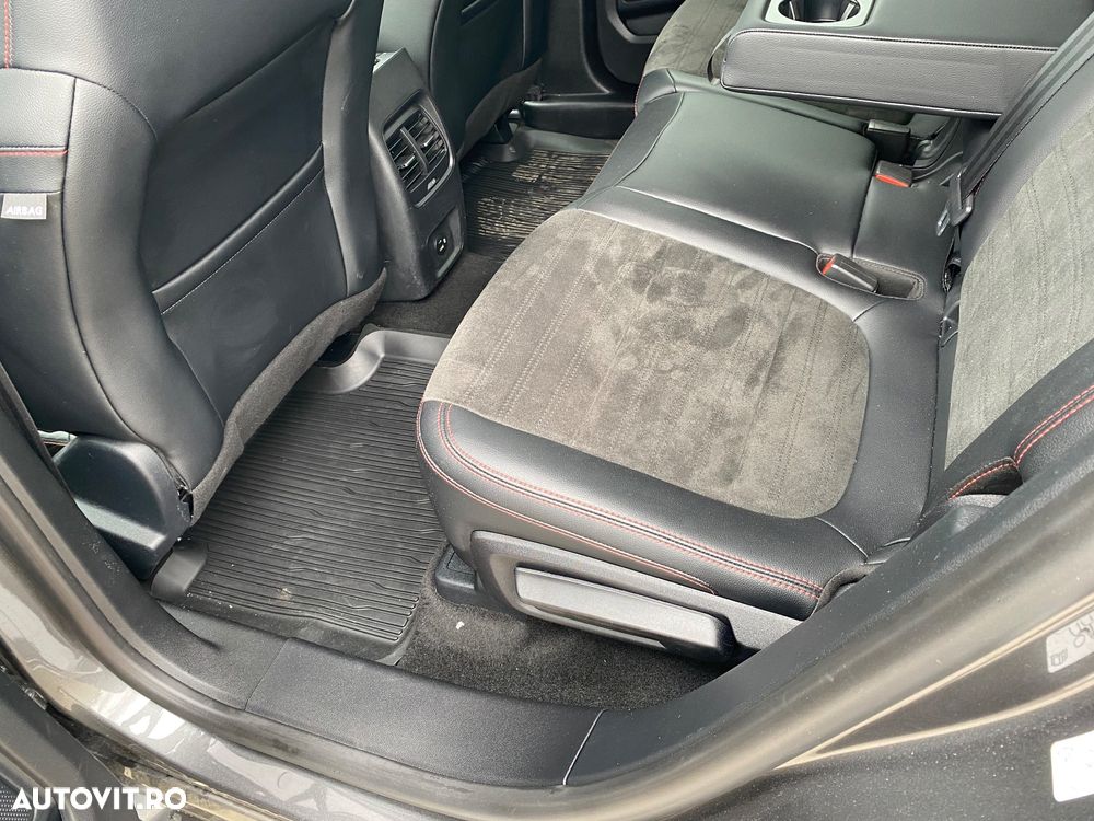 Ford Kuga 2.5 Duratec FHEV ST-LINE X - 18