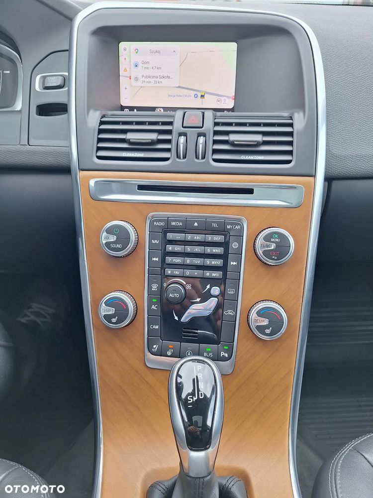 Volvo XC 60 T5 AWD Drive-E Summum - 24