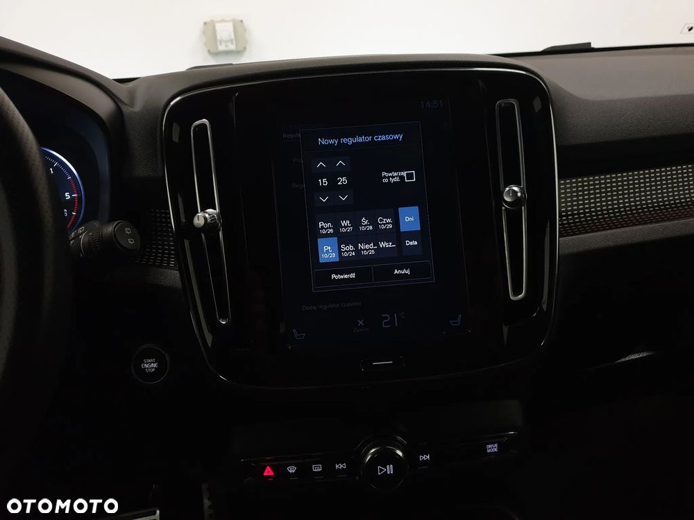 Volvo XC 40 D4 AWD R-Design - 21