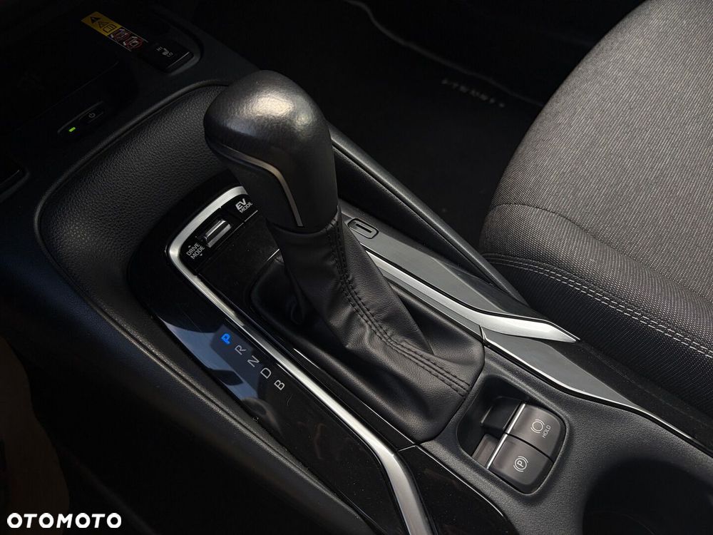 Toyota Corolla 1.8 Hybrid Style - 21