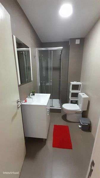 Arrenda-se apartamento T1 a estudantes a 2 minutos a pé da faculdade. - Grande imagem: 4/7