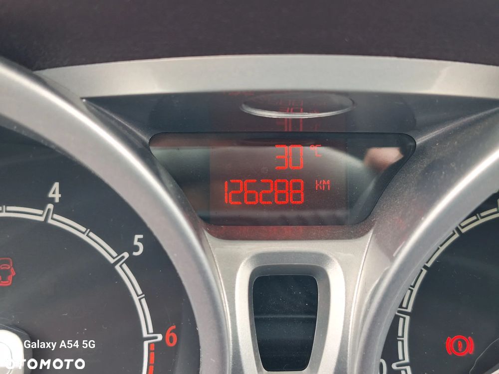 Ford Fiesta 1.25 Titanium - 38