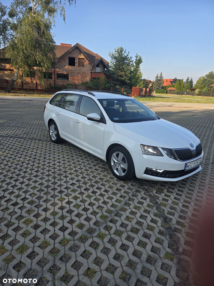 Skoda Octavia 1.6 TDI Ambition - 4