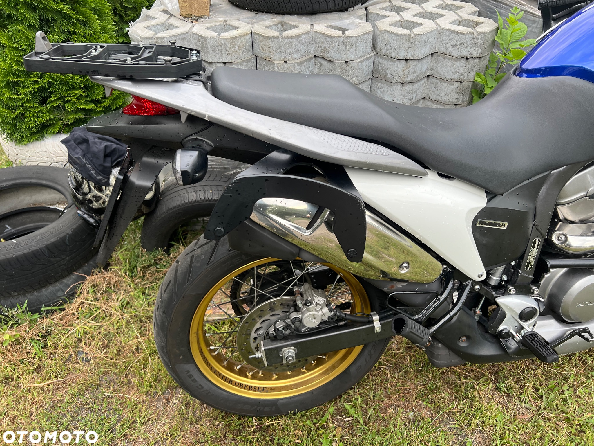 Honda Transalp - 9