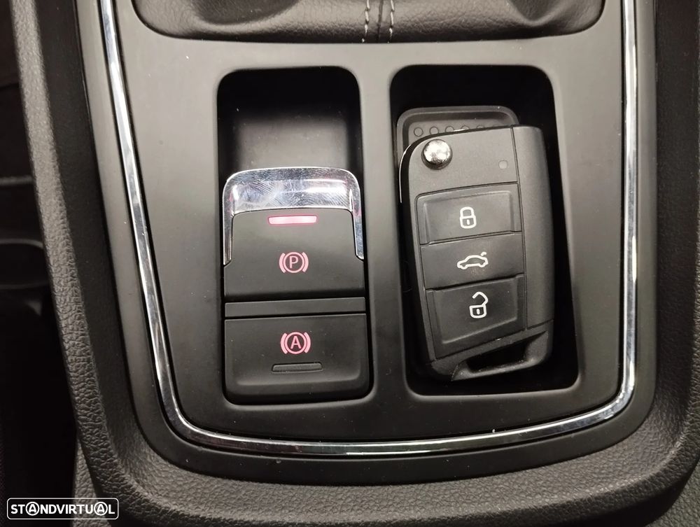 SEAT Leon 1.6 TDI Style S/S - 36