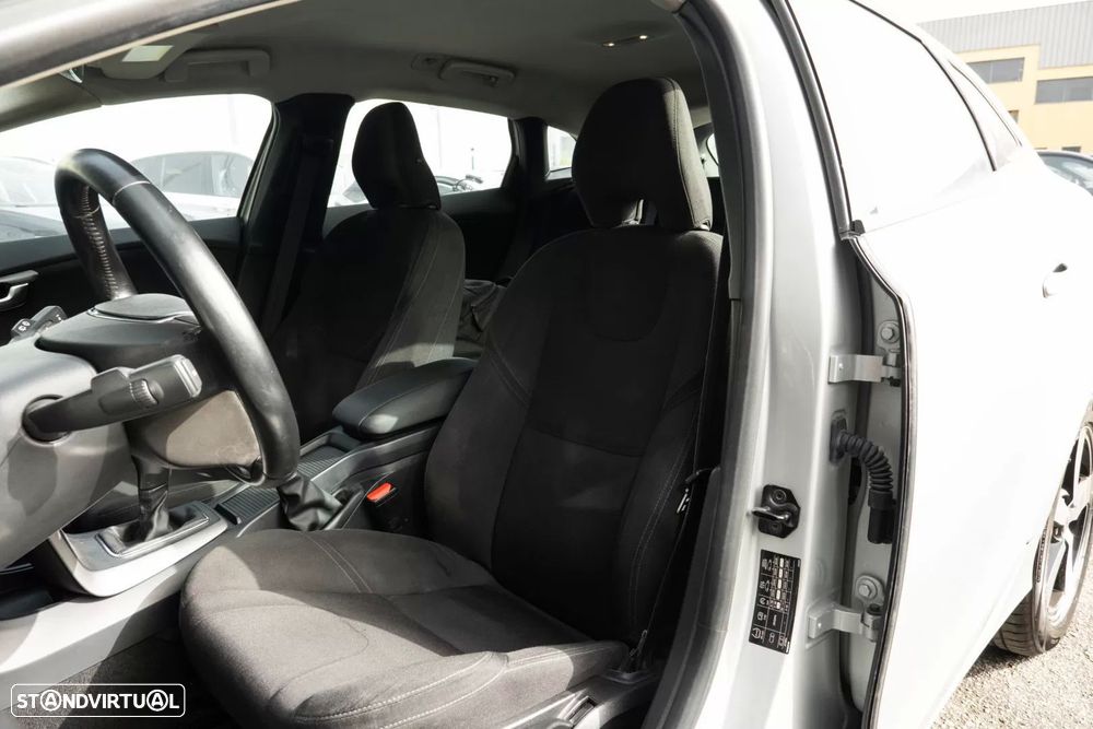 Volvo V40 1.6 D2 Kinetic Eco - 16