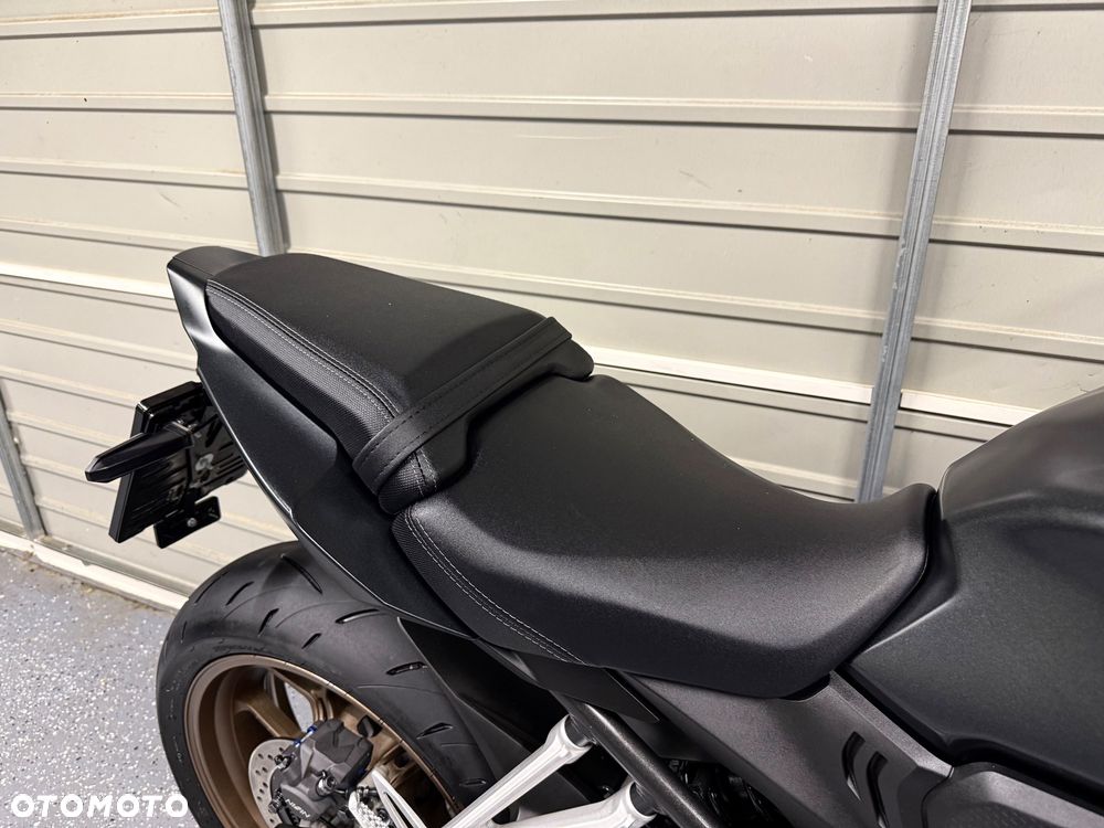 Honda CB - 10