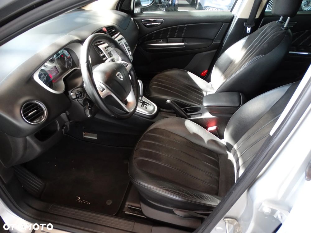 Lancia Delta 1.6 MultiJet 16v DFN6 Platinum - 20