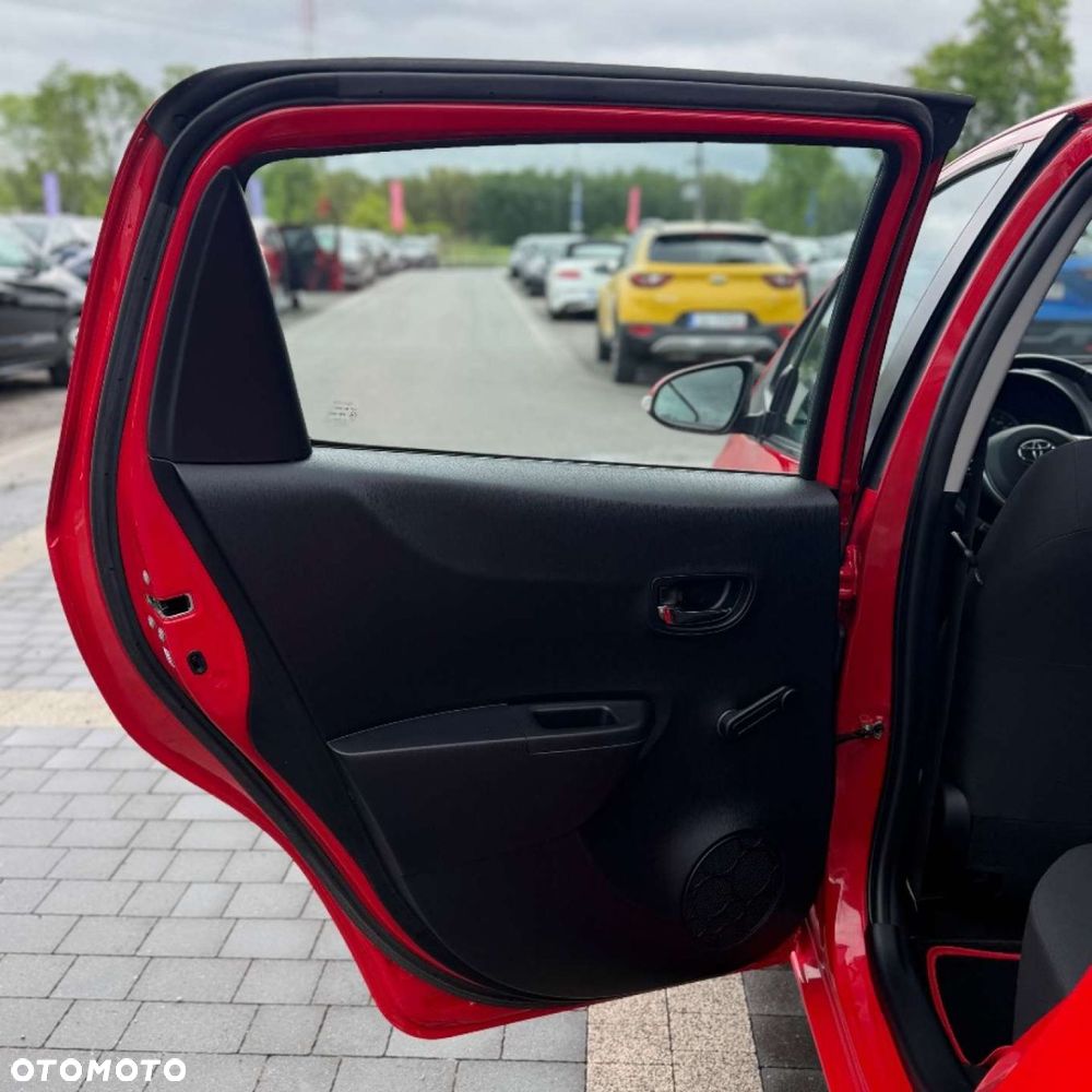 Toyota Yaris 1.33 Selection Platinum - 24