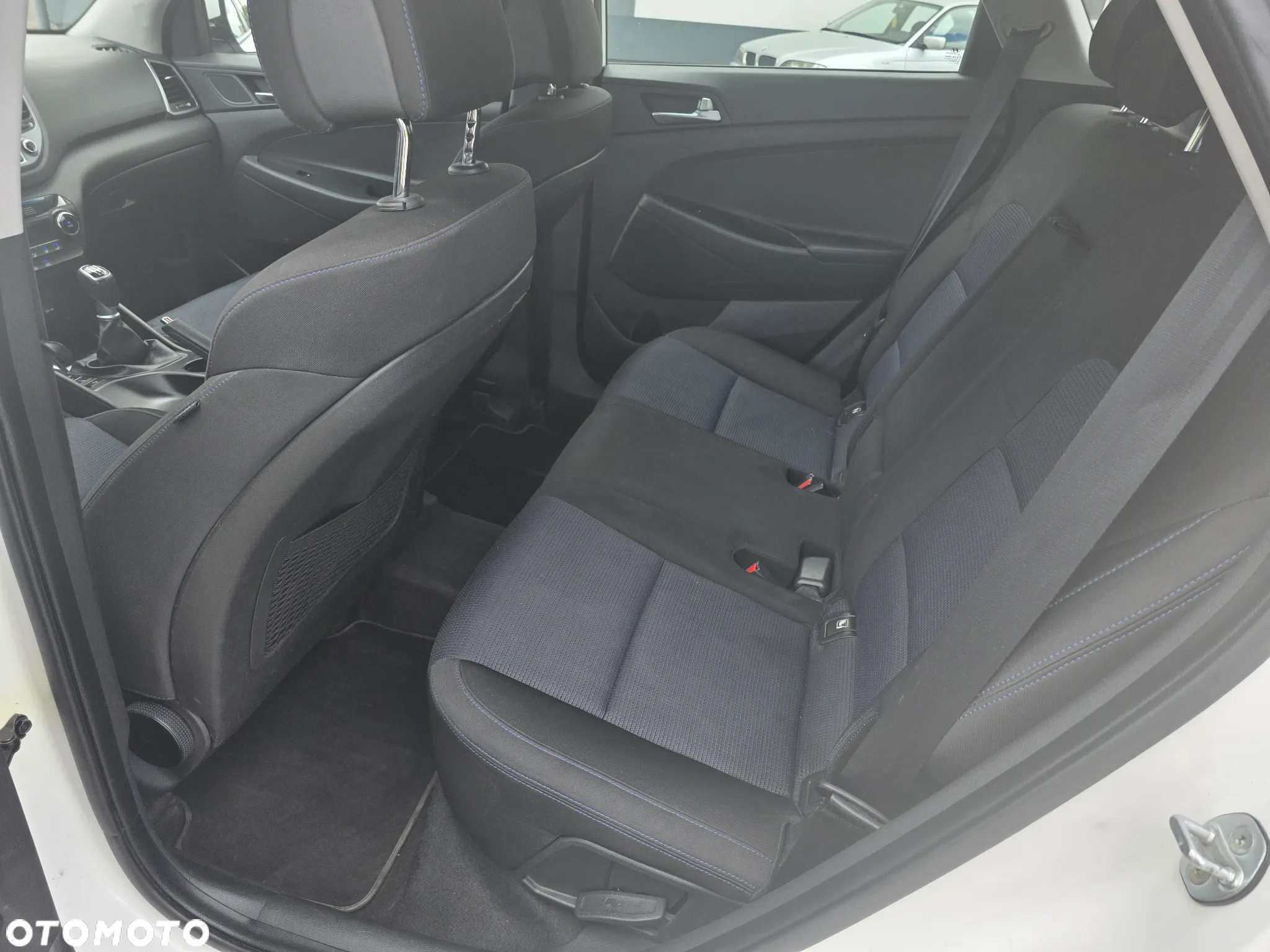 Hyundai Tucson blue 1.7 CRDi 2WD Classic - 16