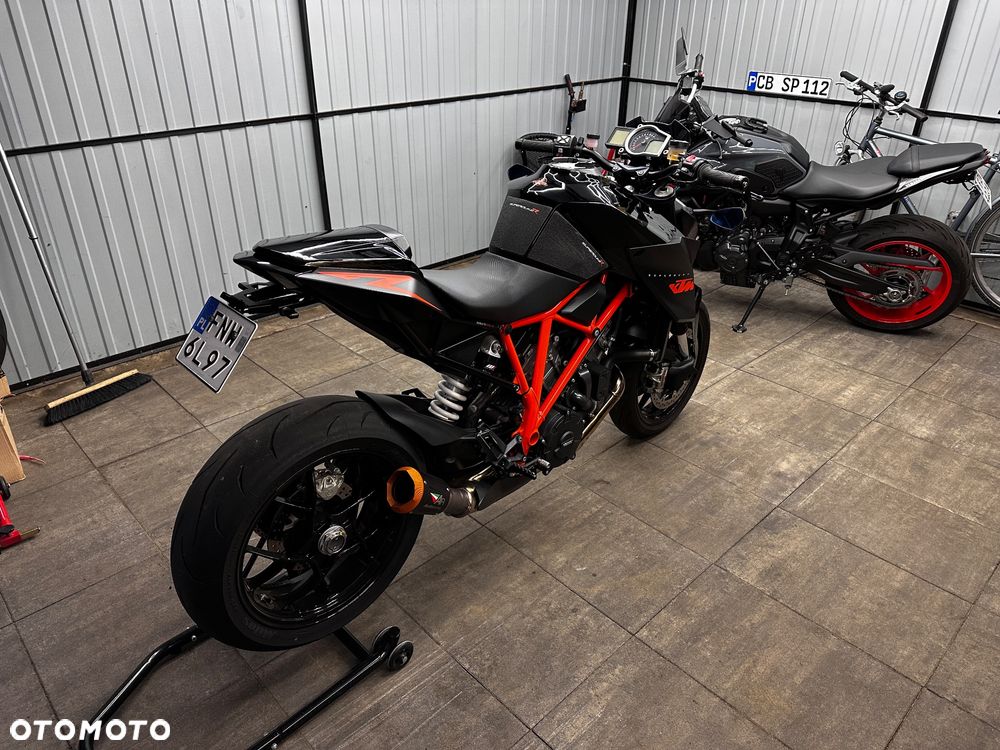 KTM Super Duke - 4