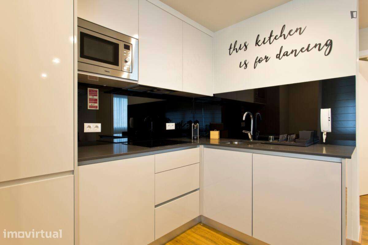 Apartamento com 1 quartos - localizado em Bonfim Porto - Grande imagem: 4/11