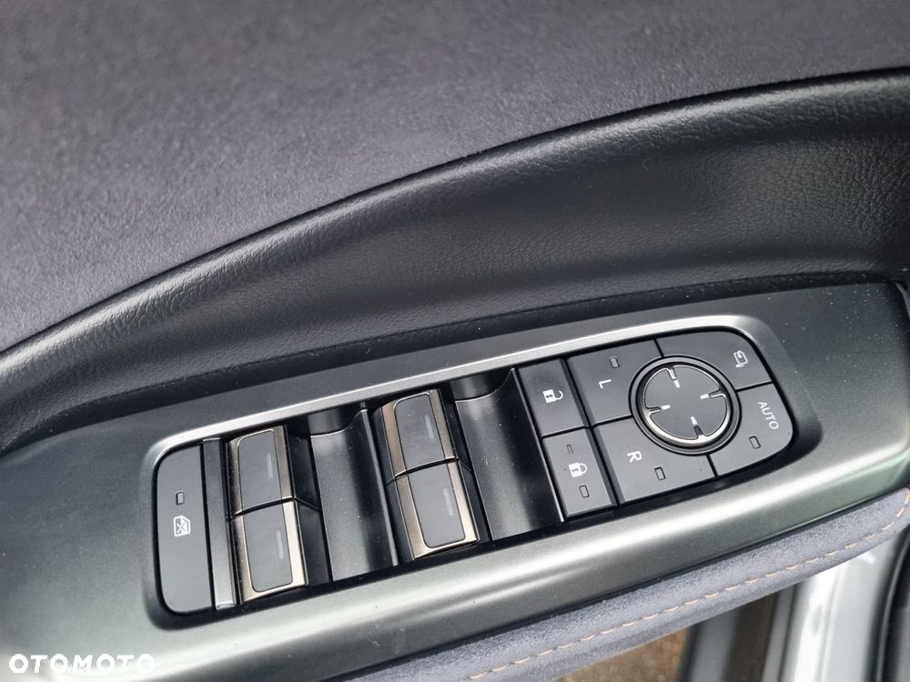 Lexus LBX 1.5 Hybrid Cool - 17