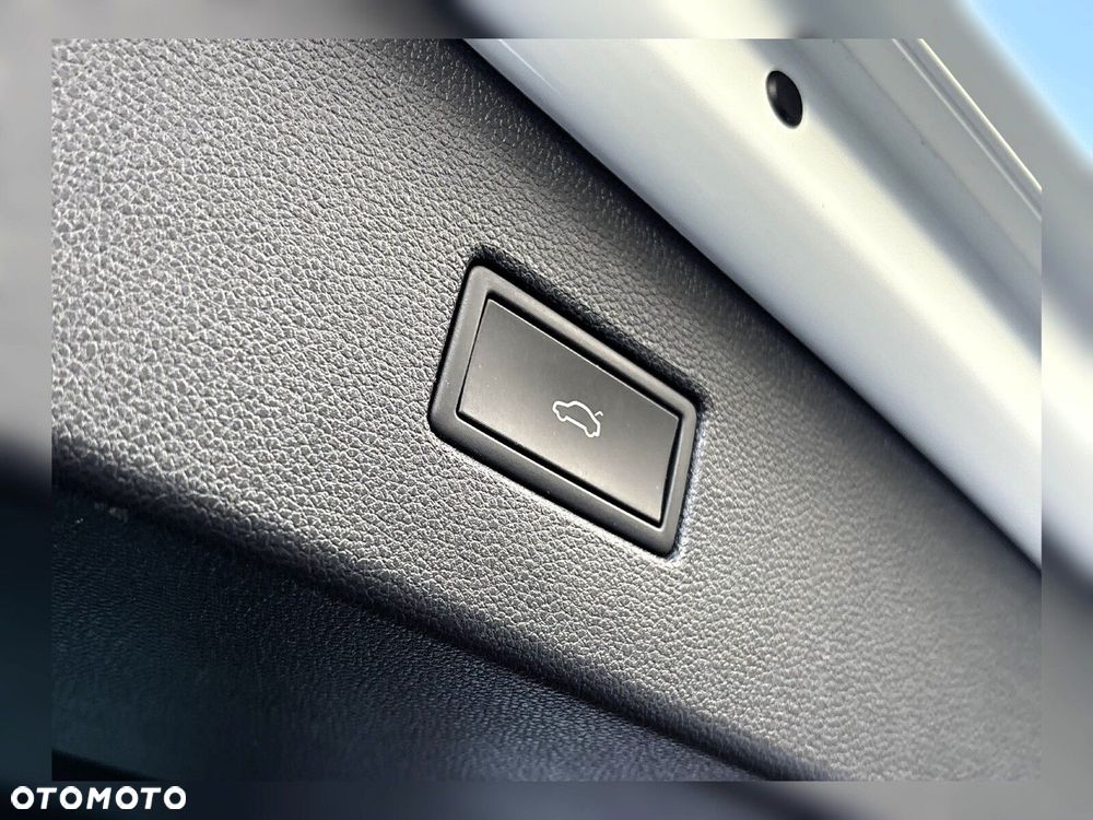 Volkswagen Tiguan 1.4 eHybrid R-Line DSG - 35