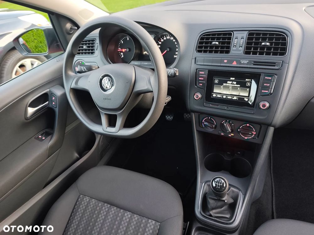Volkswagen Polo 1.4 TDI Comfortline - 9