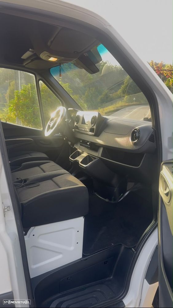 Mercedes-Benz Sprinter - 27