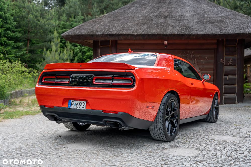 Dodge Challenger 5.7 R/T - 14