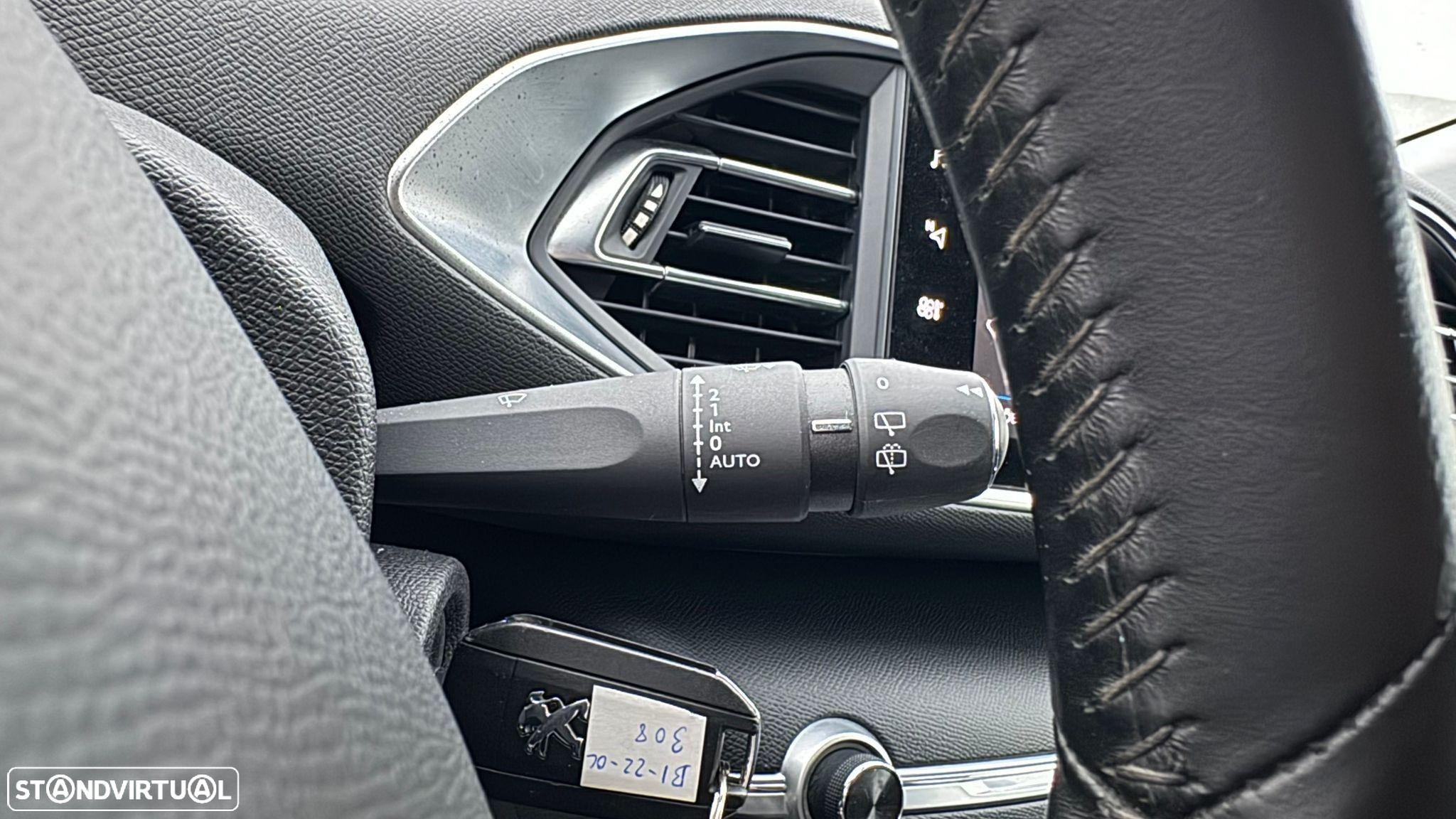 Peugeot 308 SW 1.2 PureTech Style - 24