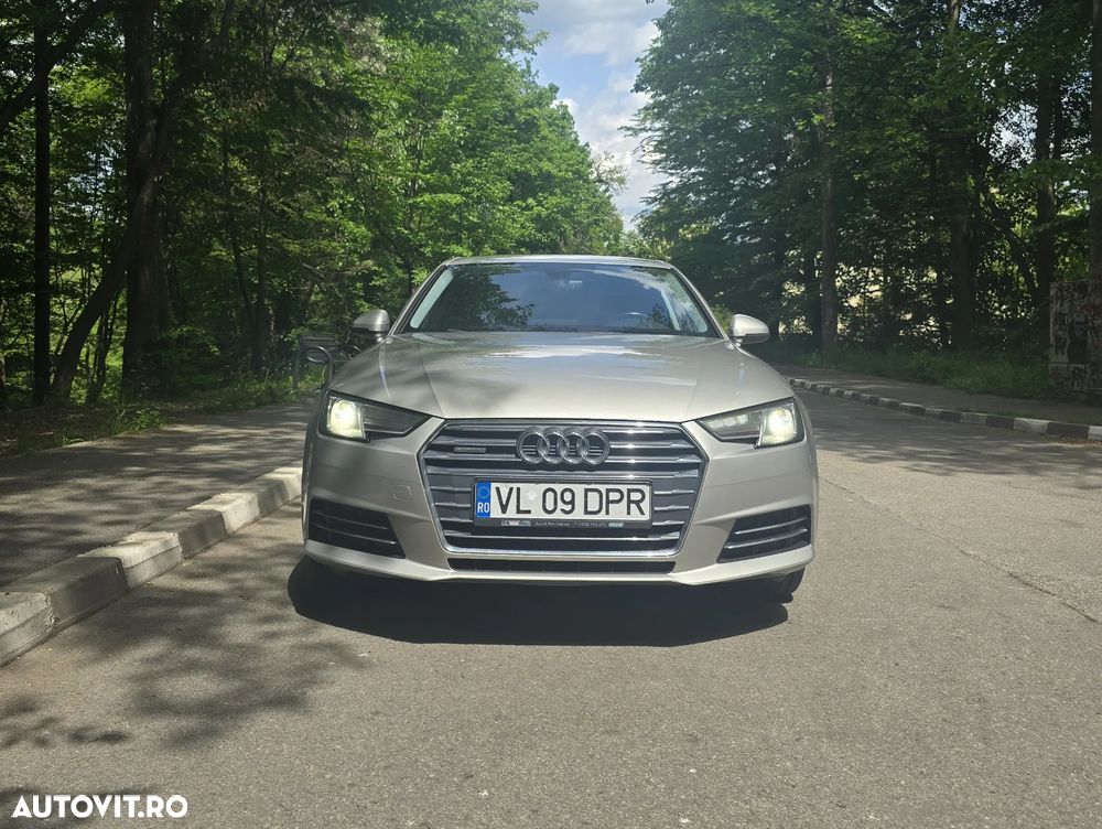 Audi A4 2.0 TDI quattro S tronic Sport - 1
