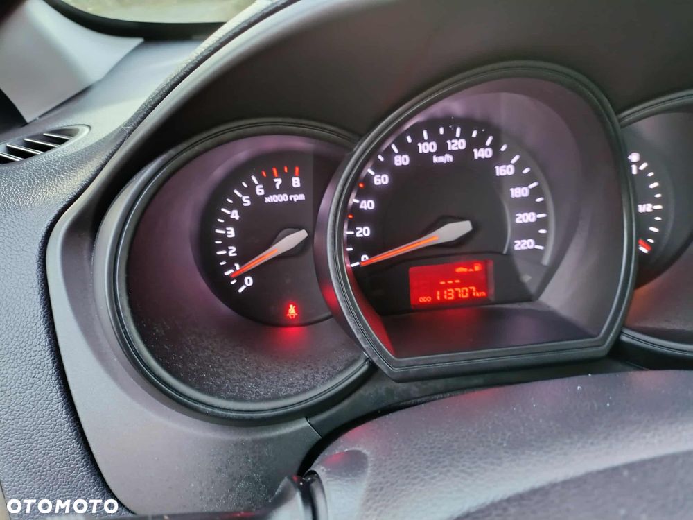 Kia Rio 1.4 Dream Team Edition - 13