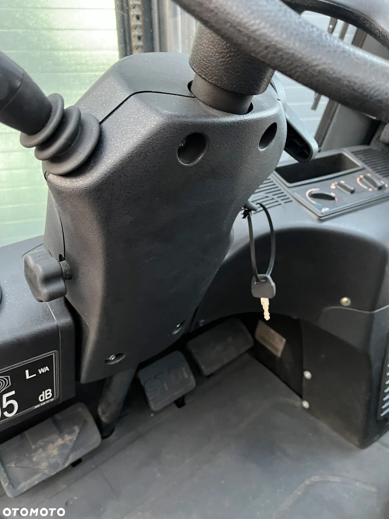 Linde H16-T Gaz LPG, Pełna kabina, Przesuw boczny, maszt Standard - 30
