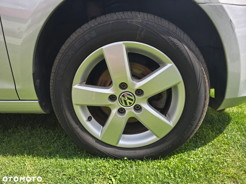 Volkswagen Golf 1.6 TDI DPF BlueMotion Technology Comfortline - 20