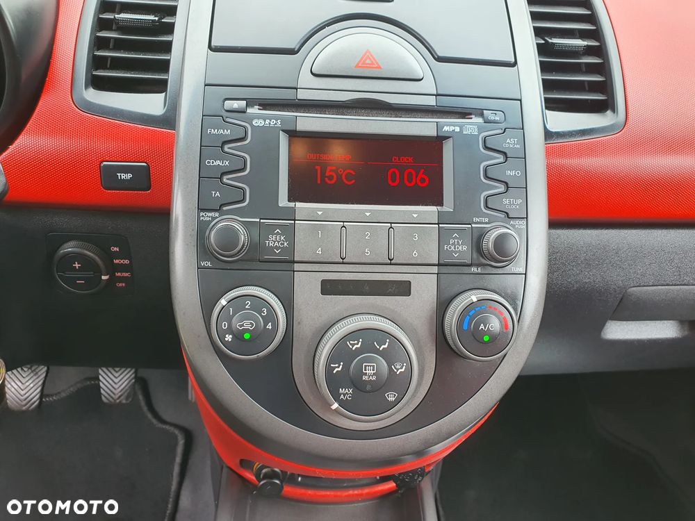 Kia Soul 1.6 CVVT Black Collection - 24